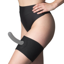Sportsheets Ultra Thigh Strap-On Kuva tuotteesta mallin päällä 1