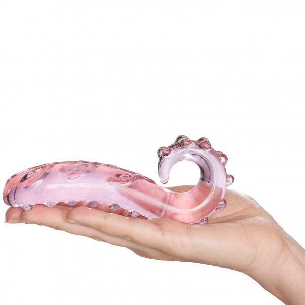 Icicles No 24 Lasidildo tuote kädessä 50