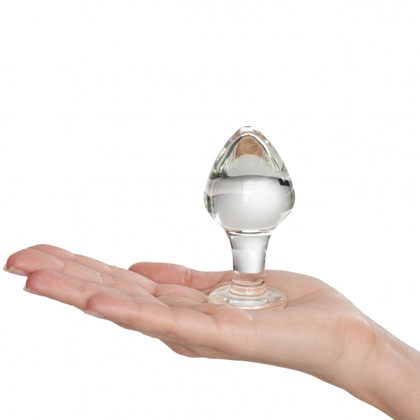 Icicles No 25 Lasinen Anustappi tuote kädessä 50