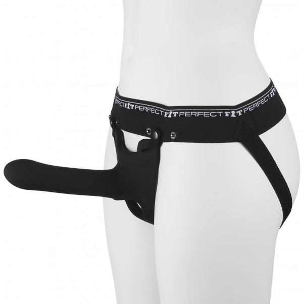 Perfect Fit Zoro Strap-on Harness Mustalla Dildolla kuva tuotepakkauksesta 1