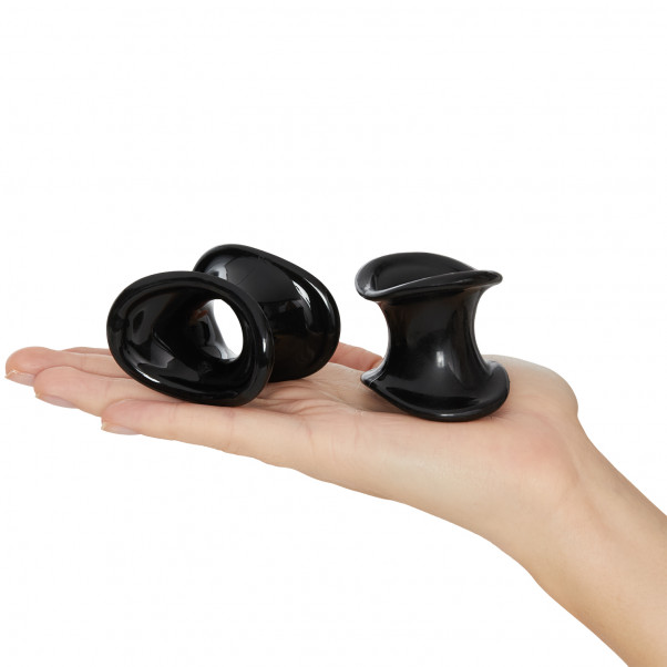 Sport Fucker TPR Ergo Ball Stretcher Setti tuote kädessä 50