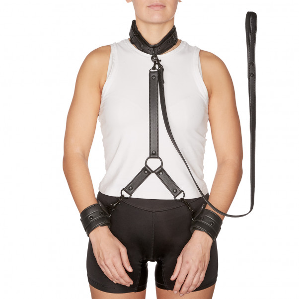 Obaie Take Control Bondage Setti tuote kädessä 50