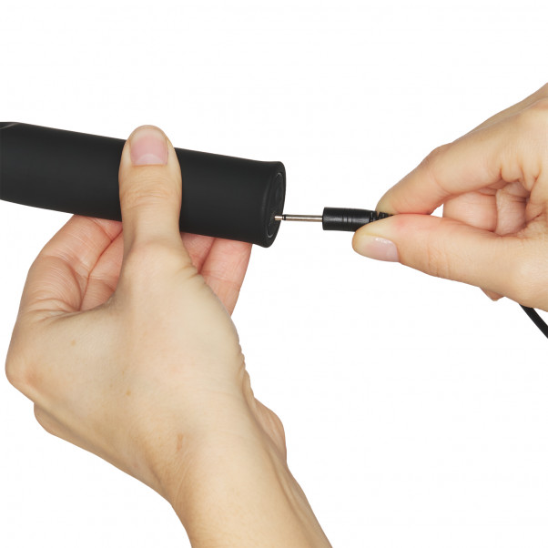 Sinful Teaser Ladattava Klitorisvibraattori tuote kädessä 51