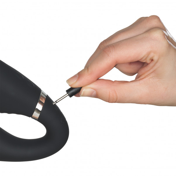 Strap U Mighty Rider Värisevä Strap-on tuote kädessä 52