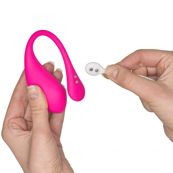 Lovense Lush 3 Sovelluksella Ohjattava Kiihotinkuula Kuva tuotepakkauksesta 91