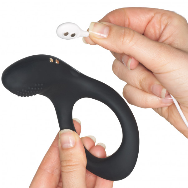 Lovense Diamo Värisevä Penisrengas 51