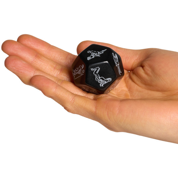 Sinful Seksiasentonoppa Kuva tuotteesta kädessä 50