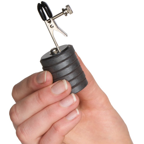 Master Series Onus Nänninipistin Magneettipainoilla Kuva tuotteesta kädessä 50