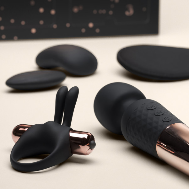 Sinful Four Weeks of Playful Christmas Deluxe Joulukalenteri Tuotekuva 40