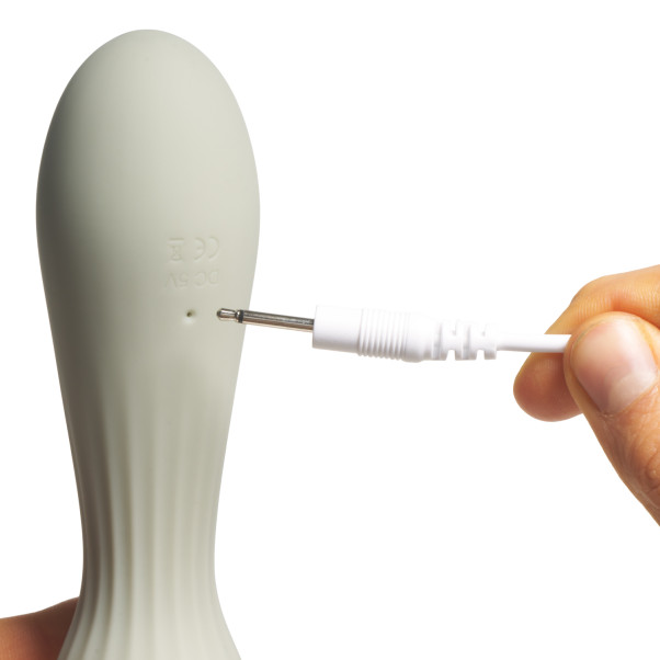 Amaysin Blissy Pieni Ladattava Wand-vibraattori Kuva tuotteesta kädessä 51