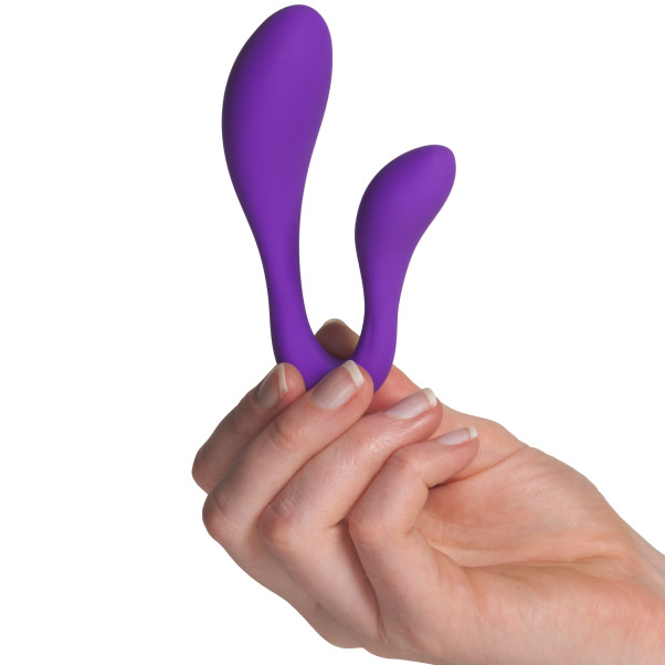 Adrien Lastic Couple Secrets II Kauko-ohjattava Tuplavibraattori Kuva tuotteesta kädessä 50