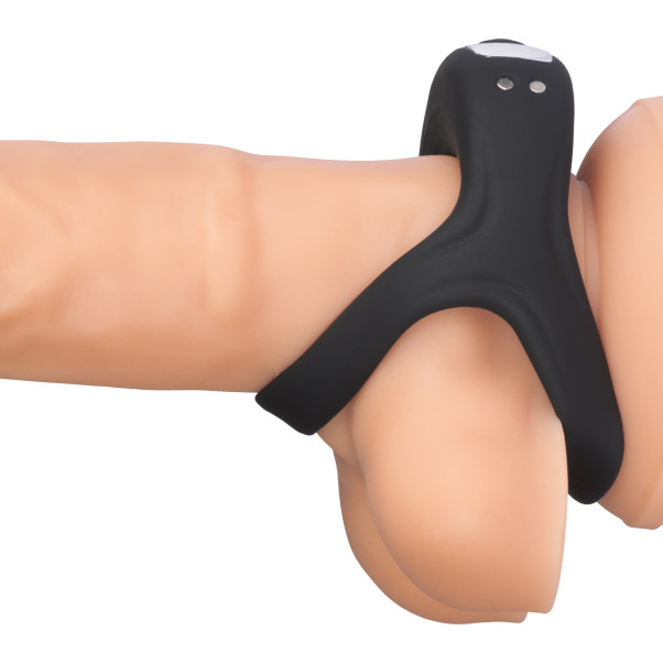 Sinful Triple Function Ladattava Värisevä Penisrengas Kuva tuotteesta dildon päällä 20