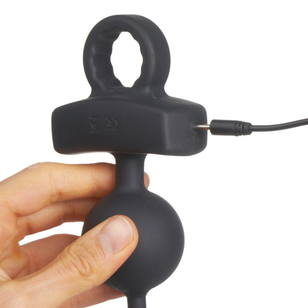 Master Series Dark Rattler Kauko-ohjattavat Värisevät Anaalihelmet Kuva tuotteesta kädessä 5