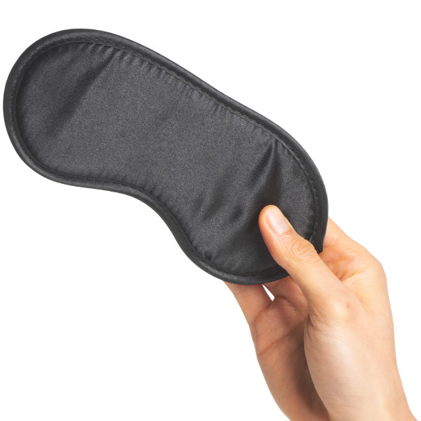 Sportsheets Sex & Mischief Shadow Kahlesetti Kuva tuotteesta kädessä 51