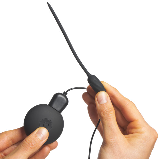 Ouch! Värisevä Kauko-ohjattava Penisplugi Kuva tuotteesta kädessä 51