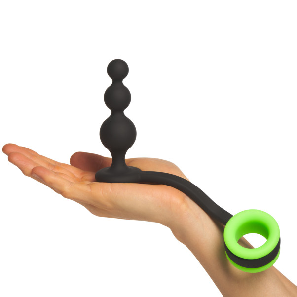 Ouch! Glow in the Dark Anustappi Anaalihelmillä ja Penisrenkaalla Kuva tuotteesta kädessä 50