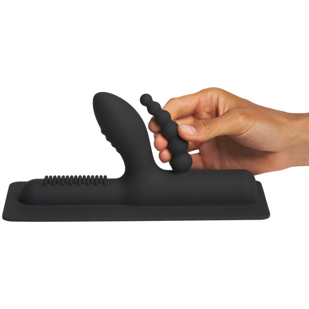 The Cowgirl Buckwild Silikonilisäosa Kuva tuotteesta kädessä 50