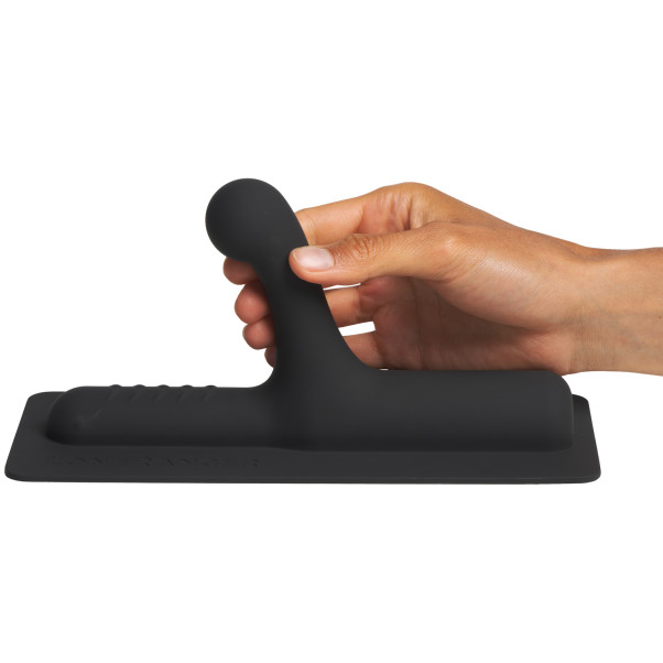 The Cowgirl Lone Ranger Silikonilisäosa Kuva tuotteesta kädessä 50