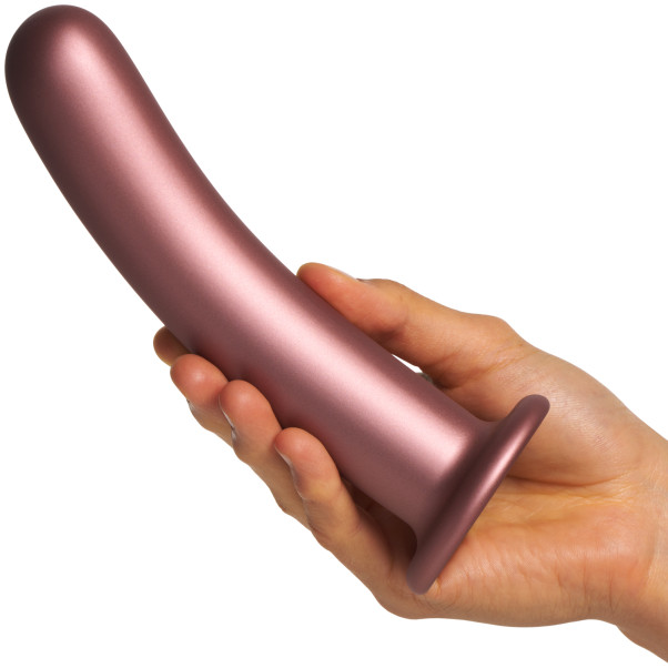 Ouch! Smooth Silikoninen G-pistedildo 17 cm Kuva tuotteesta kädessä 50