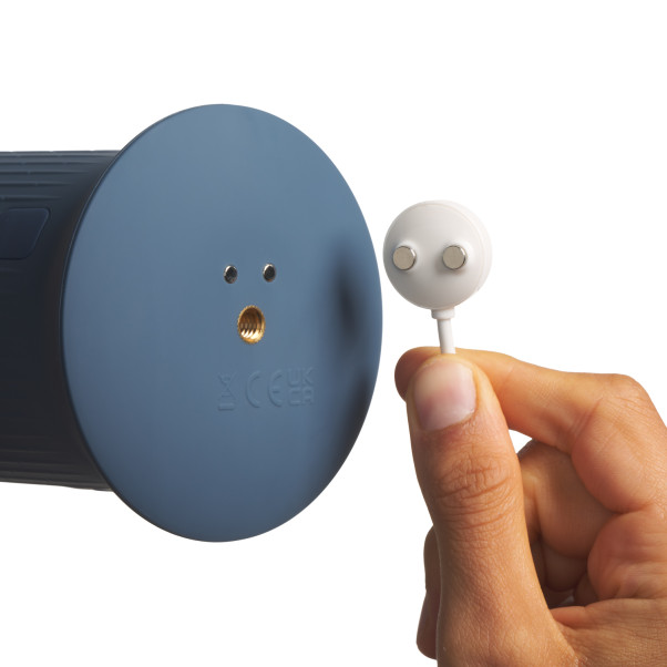 MYHIXEL Control Sovelluksella Ohjattava Treenausmasturbaattori Kuva tuotteesta kädessä 51