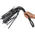 Sex & Mischief Crystal Whip Flogger-piiska 60,5 cm Kuva tuotteesta kädessä 50
