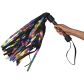Strict Rainbow Nahkainen Flogger-piiska 90,5 cm Kuva tuotteesta kädessä 50